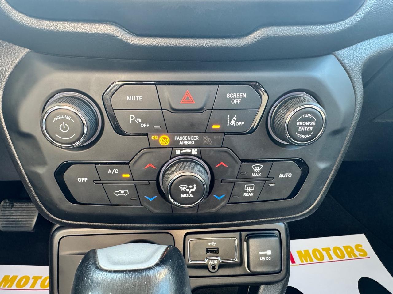 Jeep Renegade 2.0 Mjt 140CV 4WD Active Drive Low Limited Neopatentati