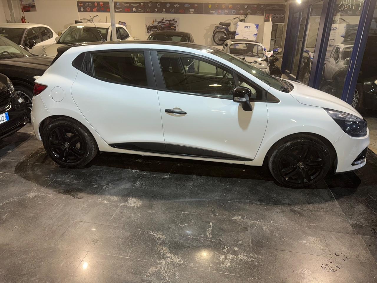 Renault Clio SCe 75 CV 5 porte Intens