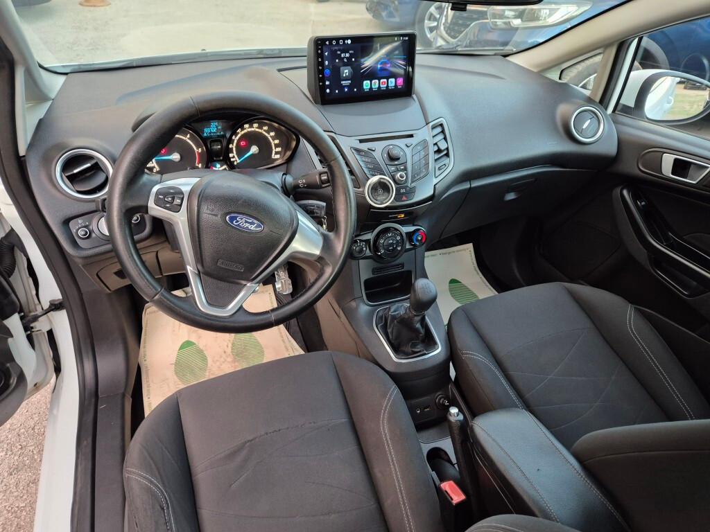 Ford Fiesta 1.5 TDCi 75CV 5 porte Titanium