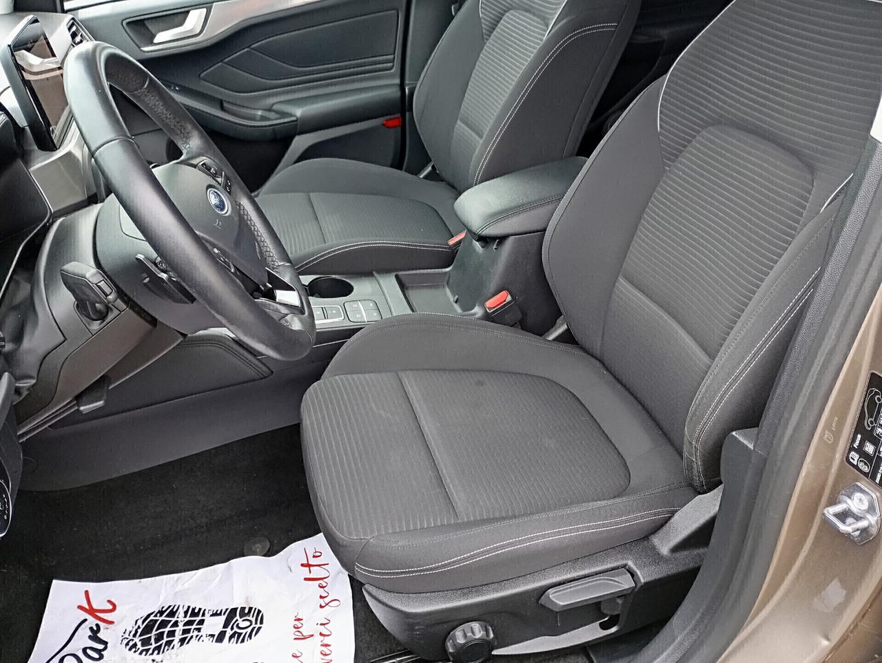Ford Focus 5P 1.0 EcoBoost 125CV Titanium Aut.