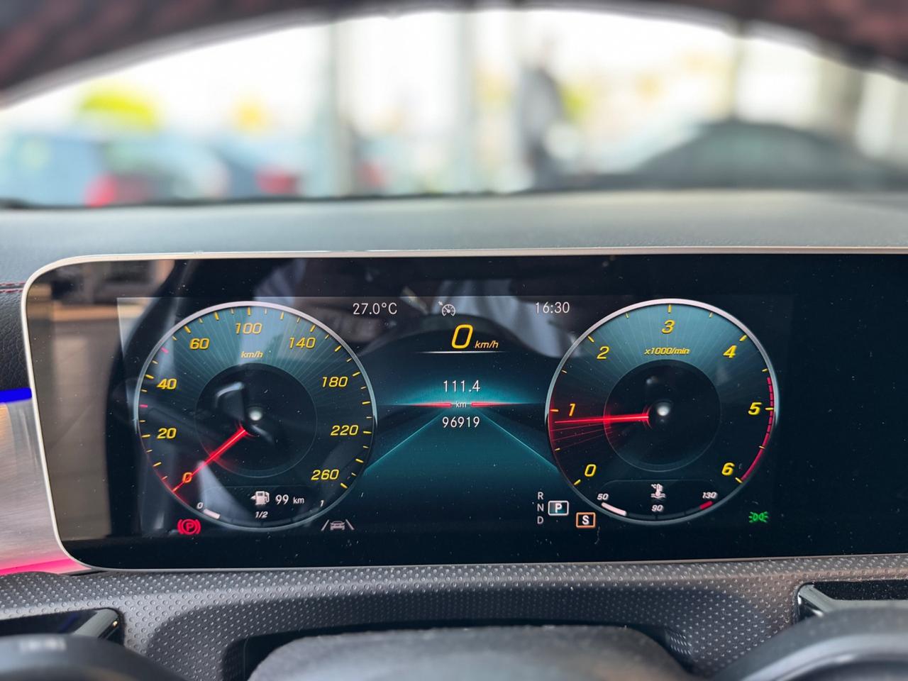 Mercedes CLA 180d Premium AMG TETTO AMBIENT LIGHT