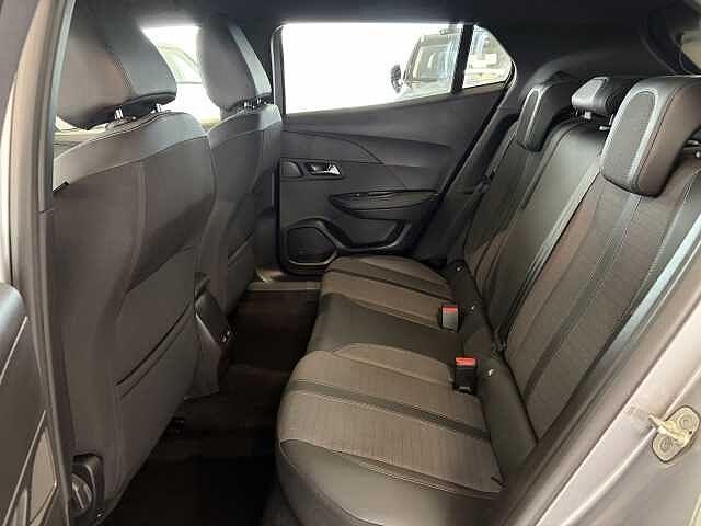 Peugeot 2008 1.2 PureTech 100 CV Allure