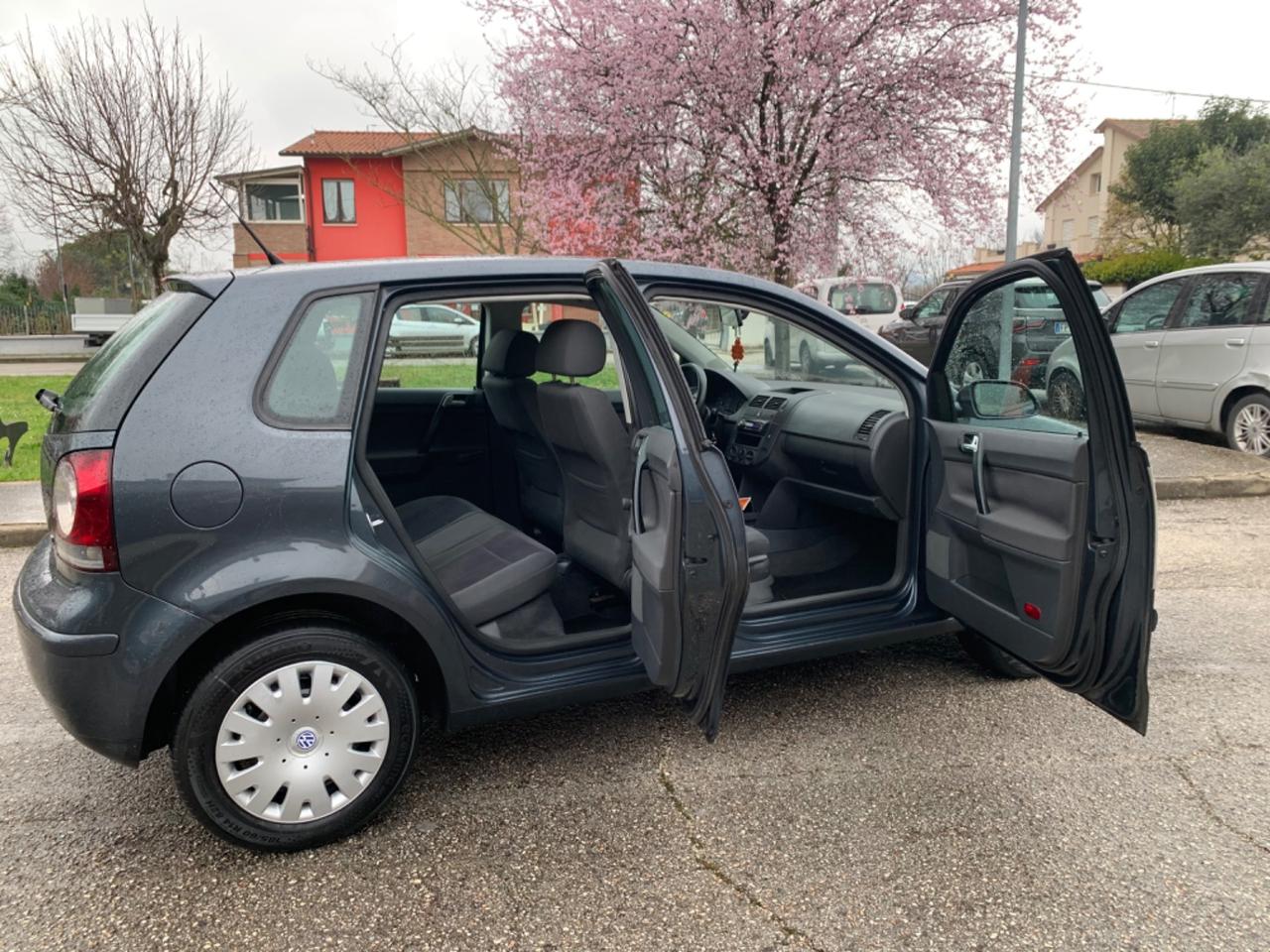 Volkswagen Polo 1.2 neopatentati 5 porte