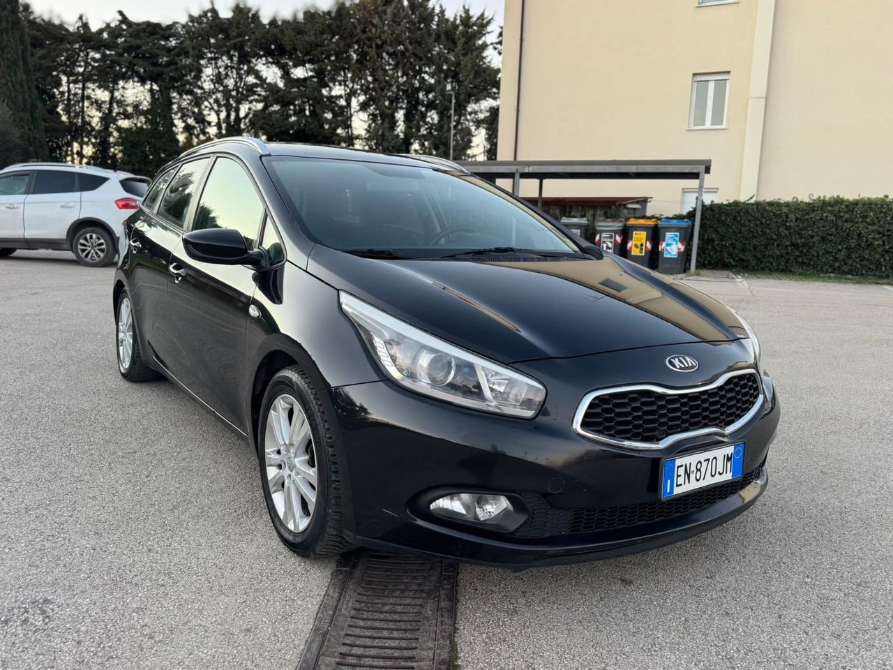 Kia Ceed 1.4 GPL SW Cool