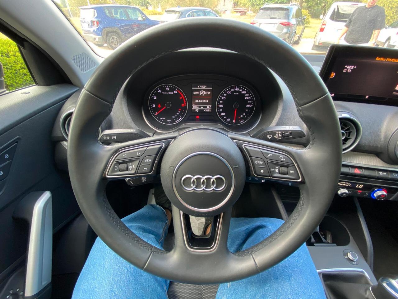 Audi Q2 35 TFSI Business