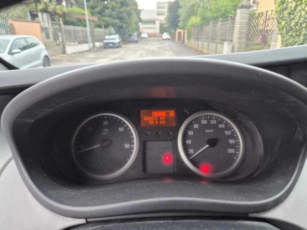 Opel Vivaro 29 2.0 CDTI 120CV PC-TA Furgone Easytronic
