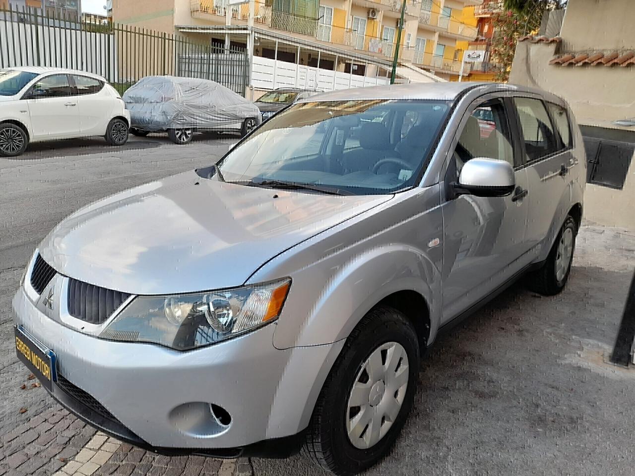 Mitsubishi Outlander 2.0 4X4