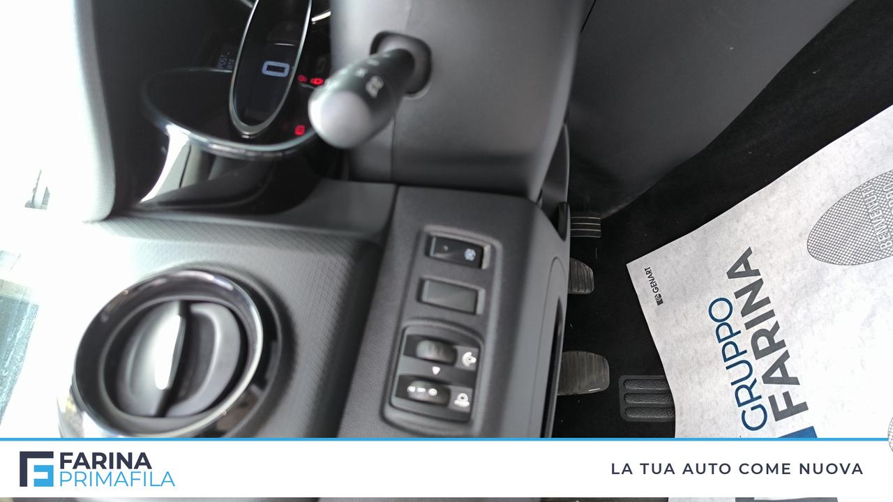 RENAULT Clio IV 2017 - Clio 0.9 tce Moschino Life 75cv