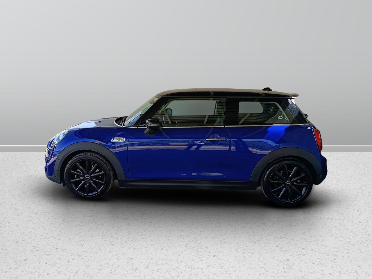 MINI Mini IV F56 2018 3p - Mini 3p 2.0 Cooper S Business XL 178cv auto