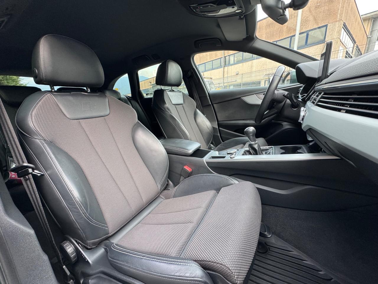 Audi A4 S-line