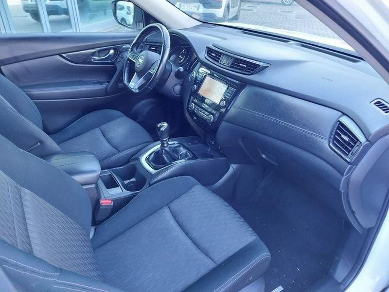 Nissan X-Trail III 2017 1.7 dci n-Connecta 7p.ti