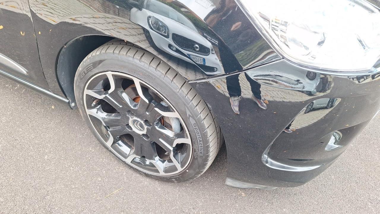 DS3 3 PureTech 82 cv 60 kw