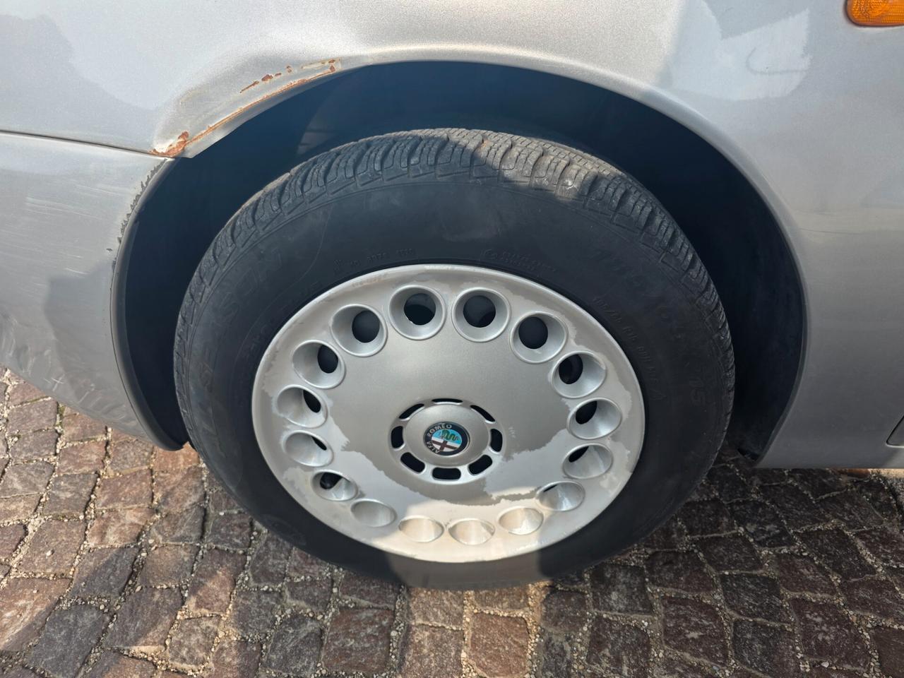 Alfa Romeo 147 1.6i 16V Twin Spark cat 3p. Con 251.000