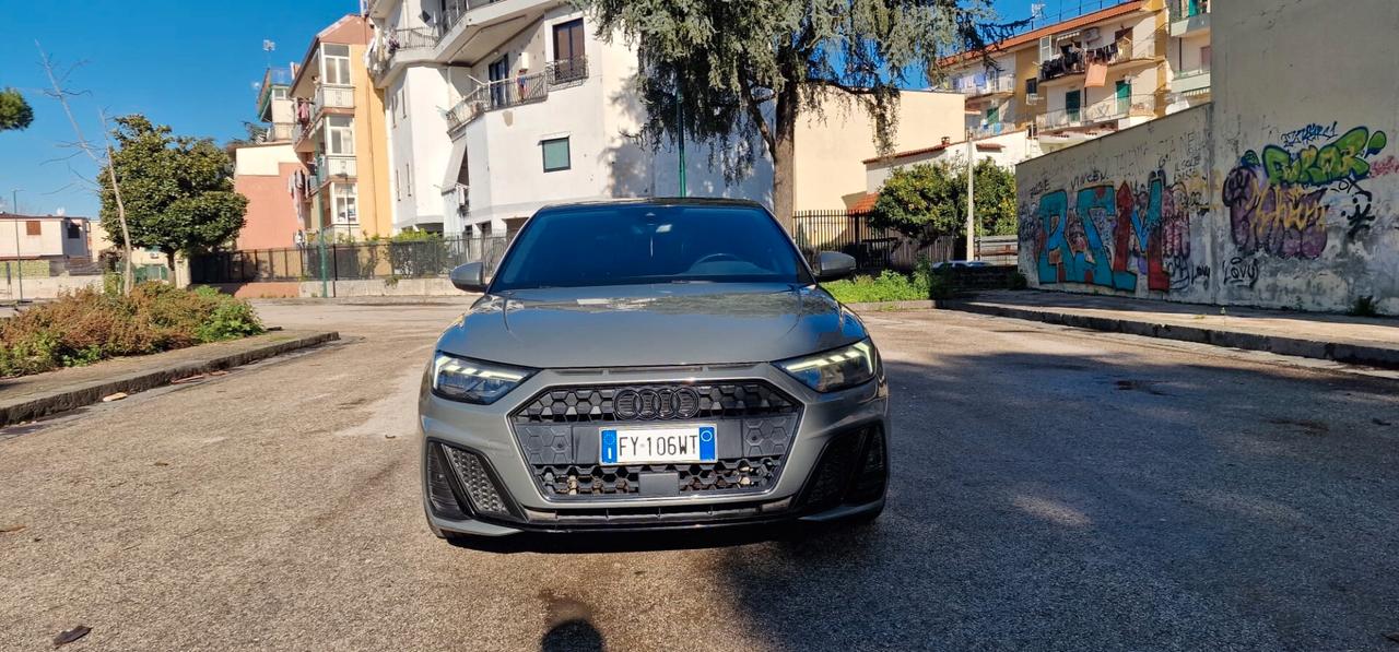 Audi A1 SPB 35 TFSI S tronic line edition