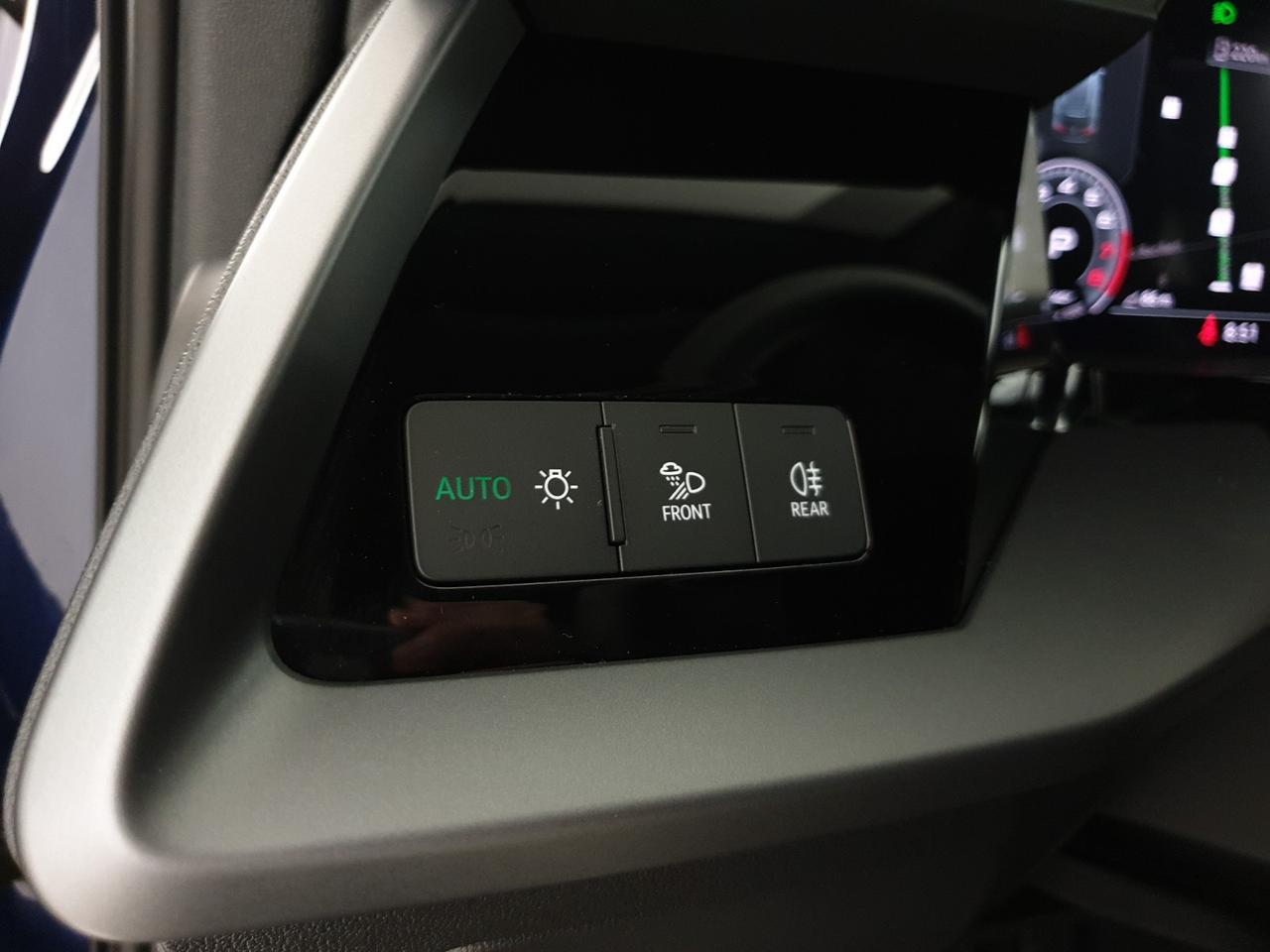 Sportback 30TFSI 116CV S tronic Business Advanced