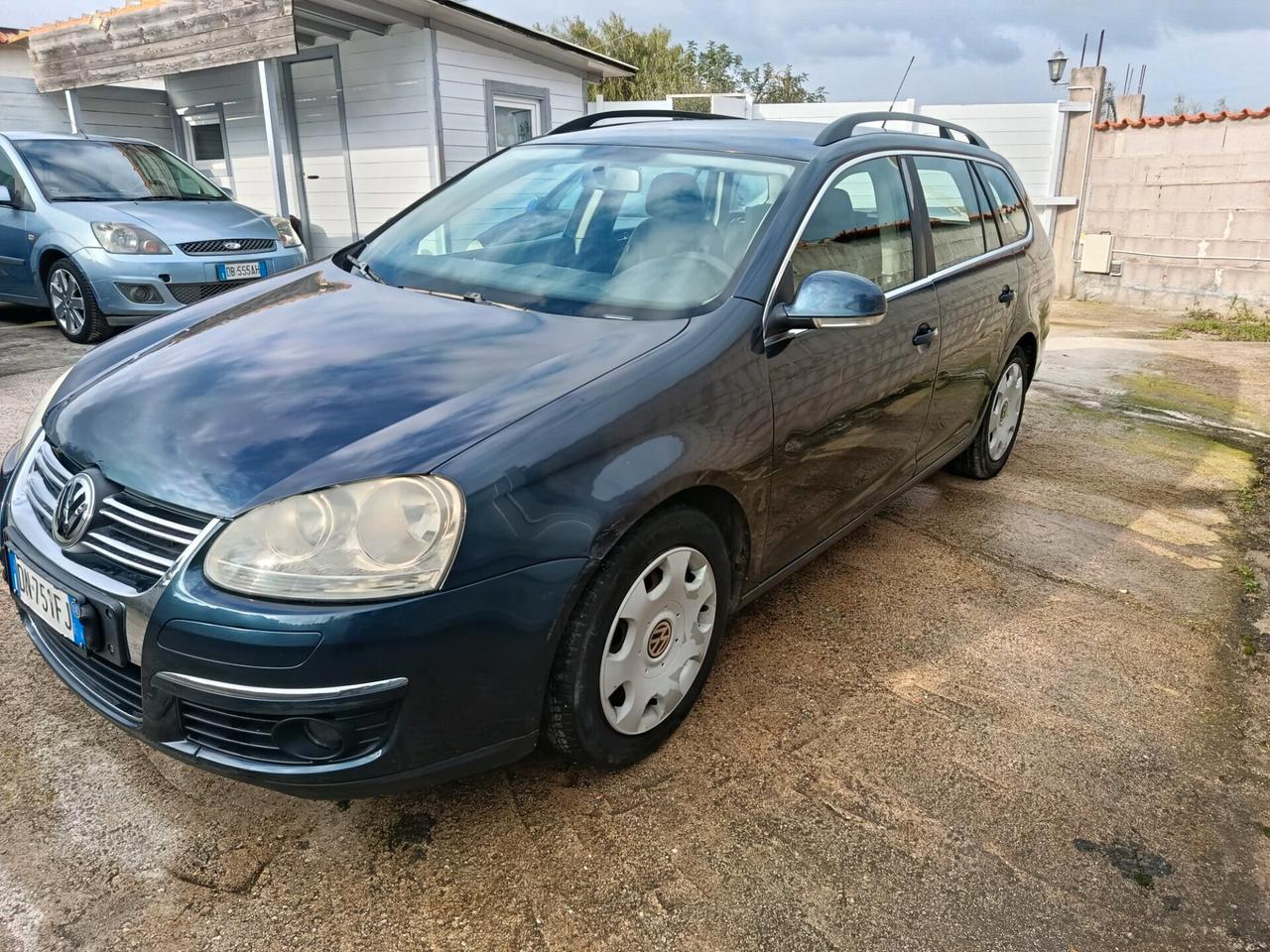 Volkswagen Golf Variant 2.0 TDI DPF 5p. tagliandi certificati