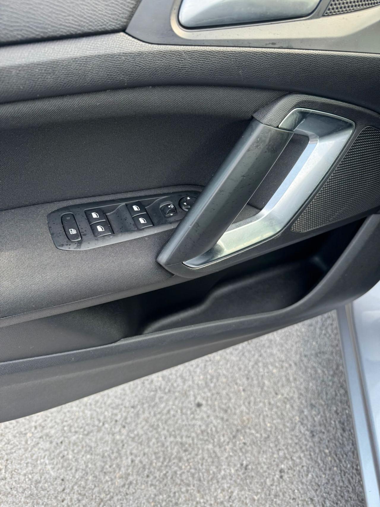 Peugeot 308 BlueHDi 130 S&S SW Active