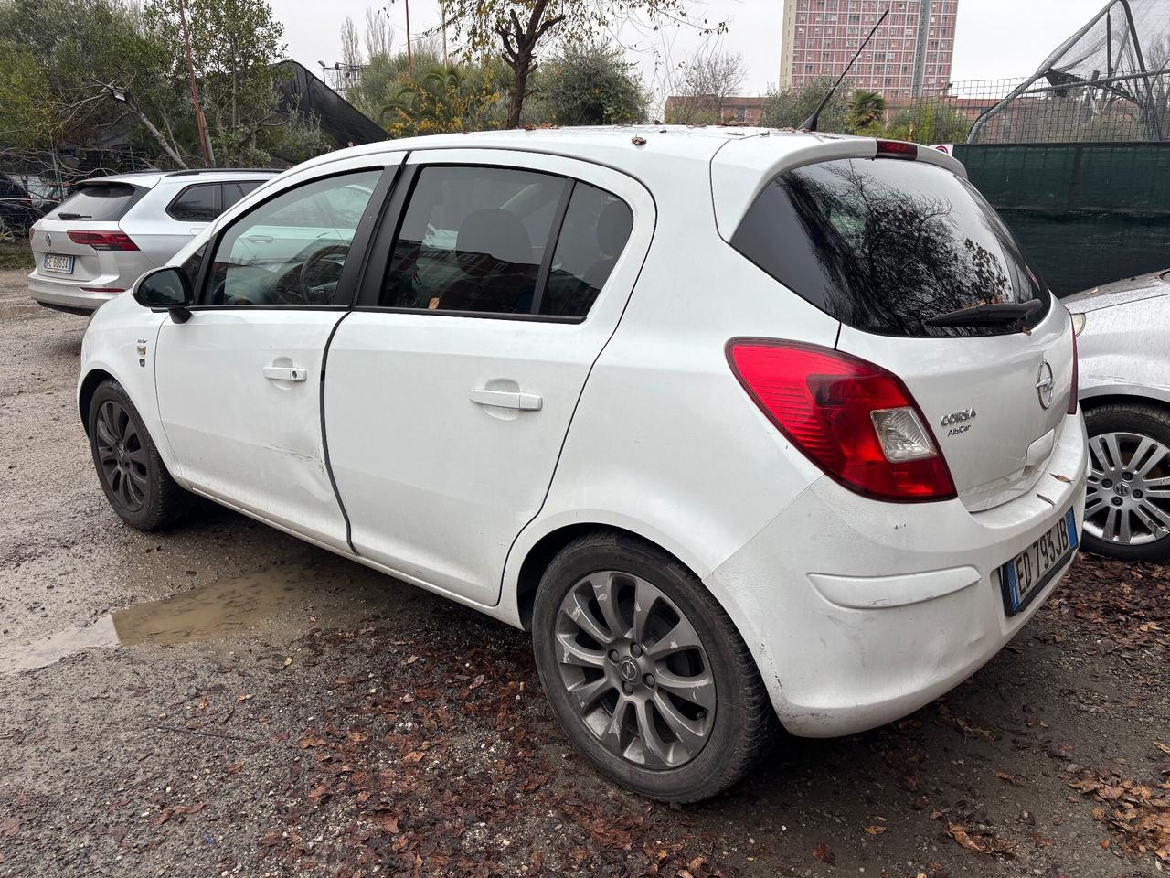 Opel Corsa 1.2 80CV 5porte GPL-TECH Edition