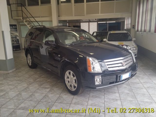 CADILLAC SRX 4.6 V8 aut. AWD Sport Luxury