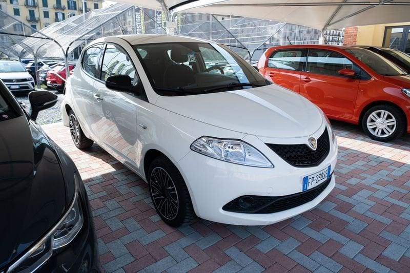 Lancia Ypsilon III 2015 1.2 Gold 69cv my18