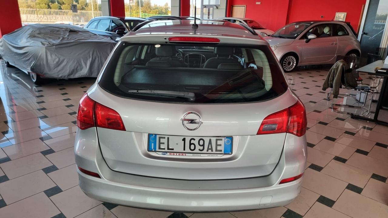 Opel Astra 1.7 CDTI 125CV Sports Tourer Cosmo Fleet