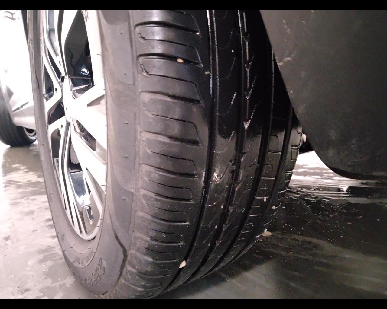 Mercedes-Benz GLB - X247 2023 - GLB 180 d Progressive Advanced auto