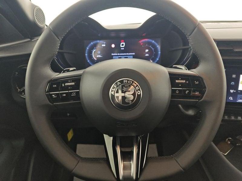 Alfa Romeo Junior 1.2 145 CV Hybrid eDCT6