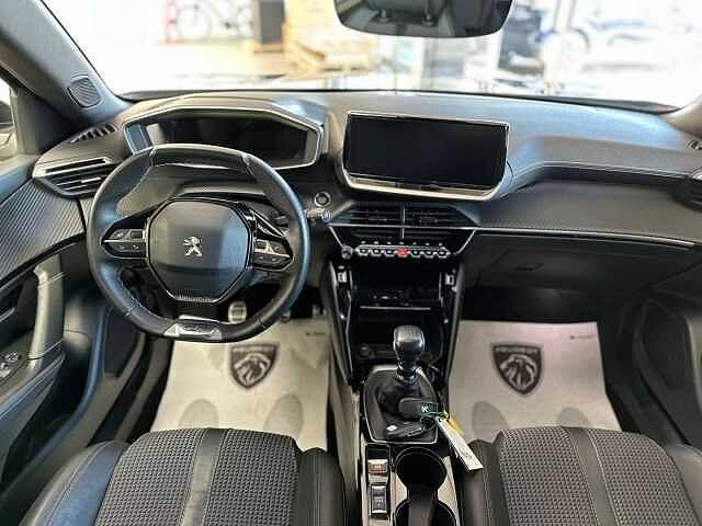 Peugeot 2008 PureTech 130 S&S GT