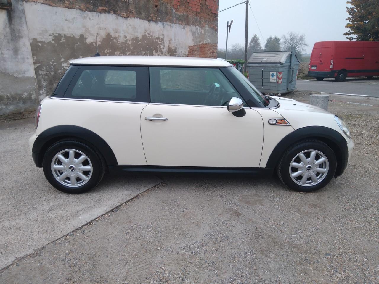 Mini one ray 1.4 16V 75cv x neopatentati