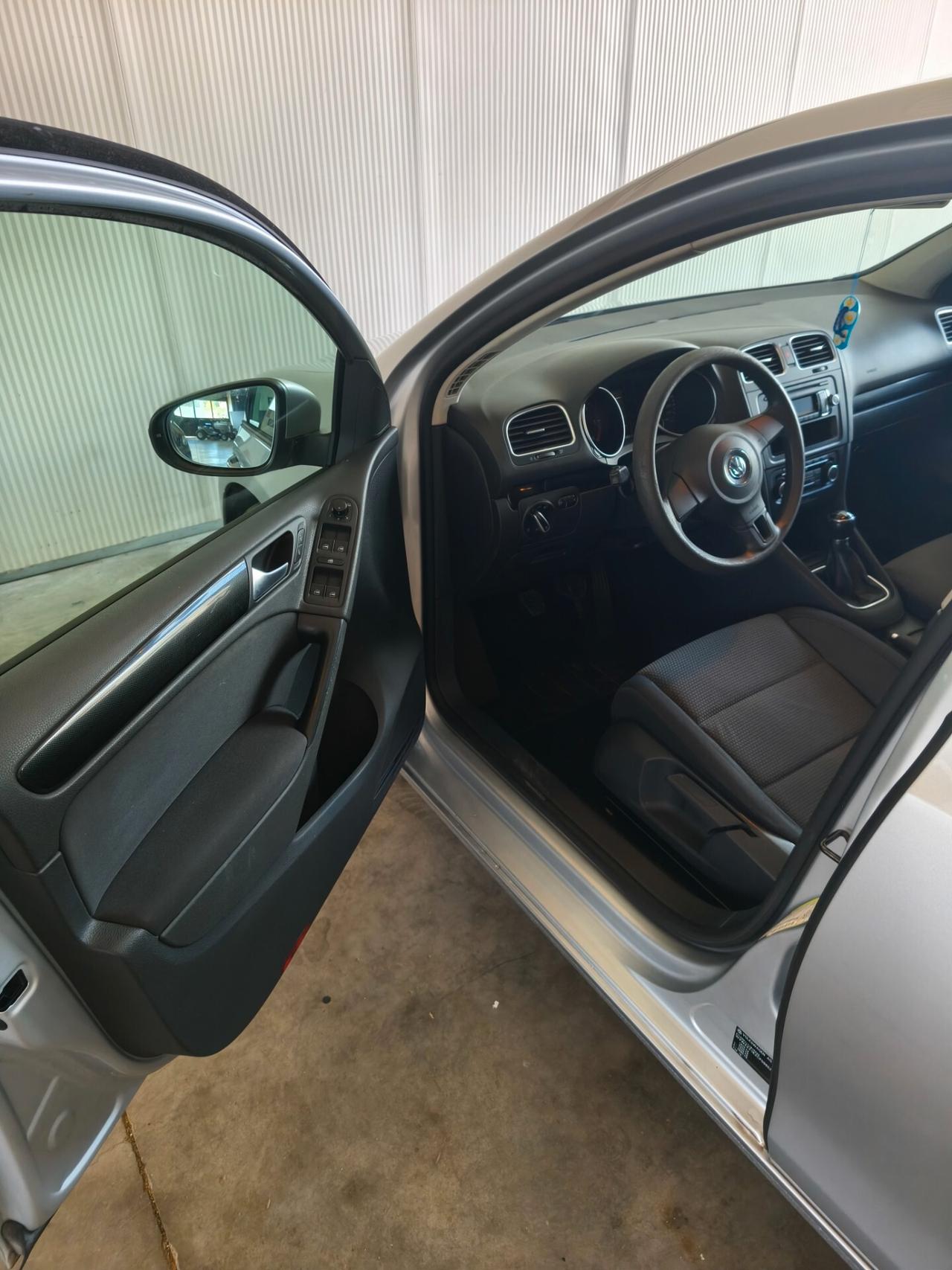 Volkswagen Golf 1.6 TDI , 105cv