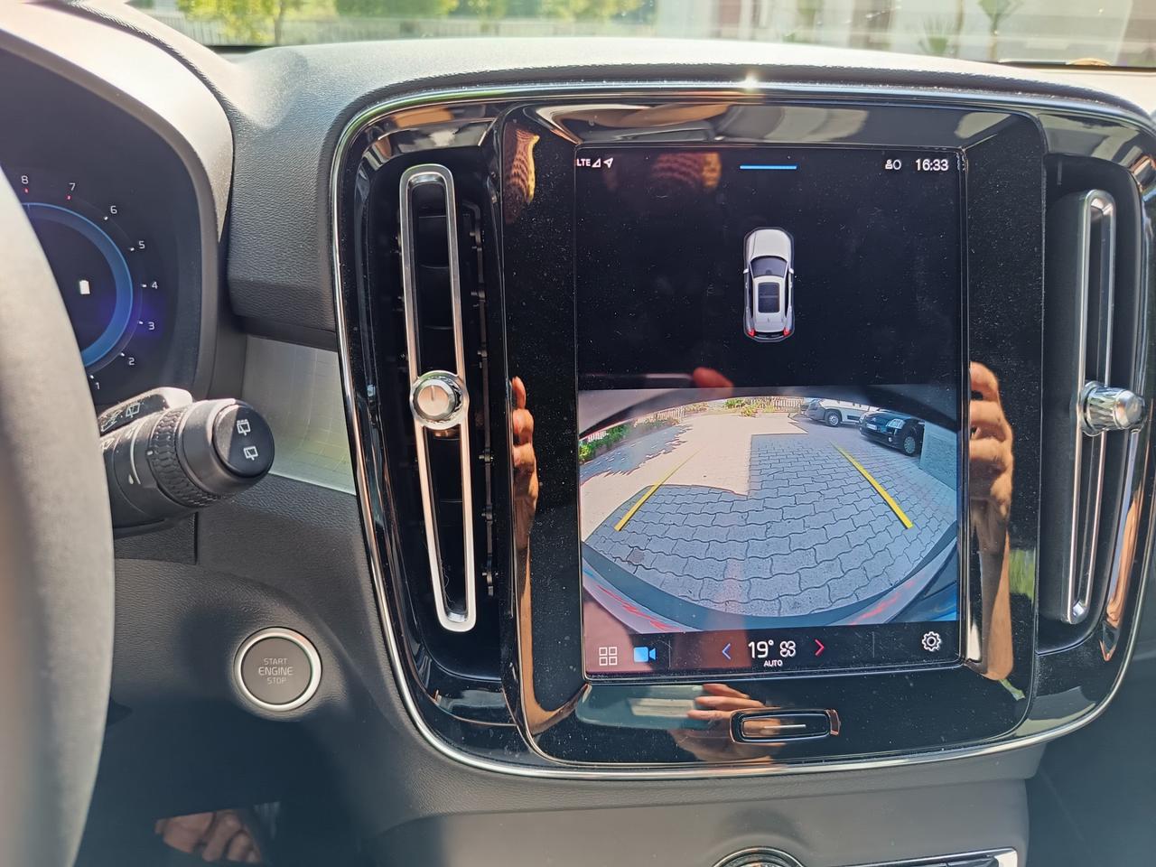 VOLVO XC40 B3 automatico Core