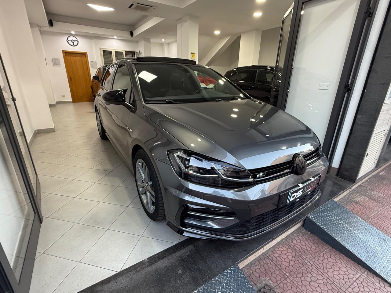 Volkswagen GOLF 1.6 TDI 115 CV DSG SPORT R LINE