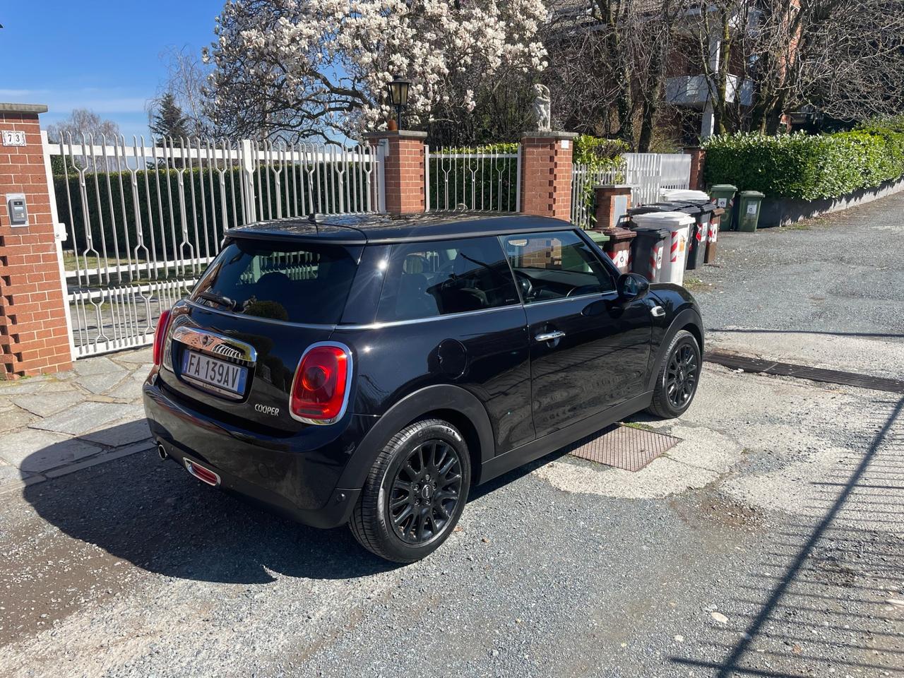 Mini 1.5 Cooper 3 porte Auto, Garantita