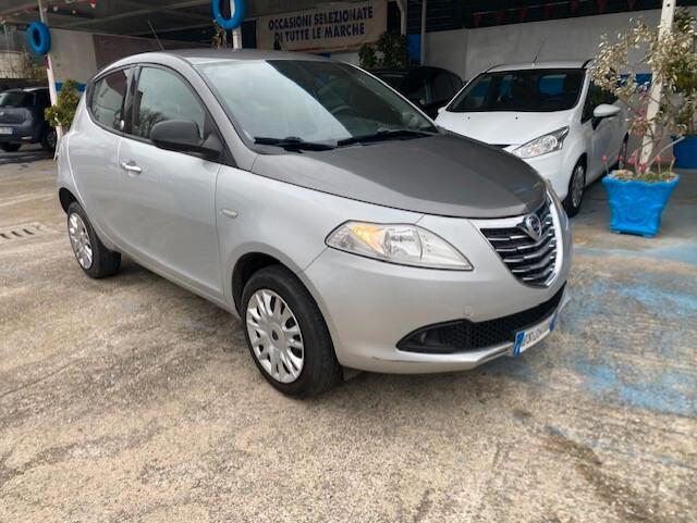 Lancia Ypsilon 0.9 TwinAir 85 CV 5 porte Metano Ecochic Gold