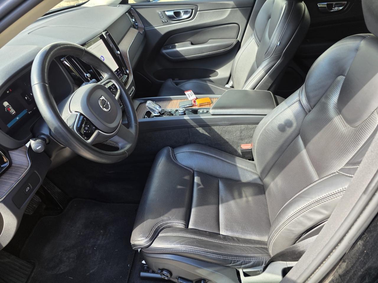 Volvo XC 60 XC60 B4 automatico Plus Dark