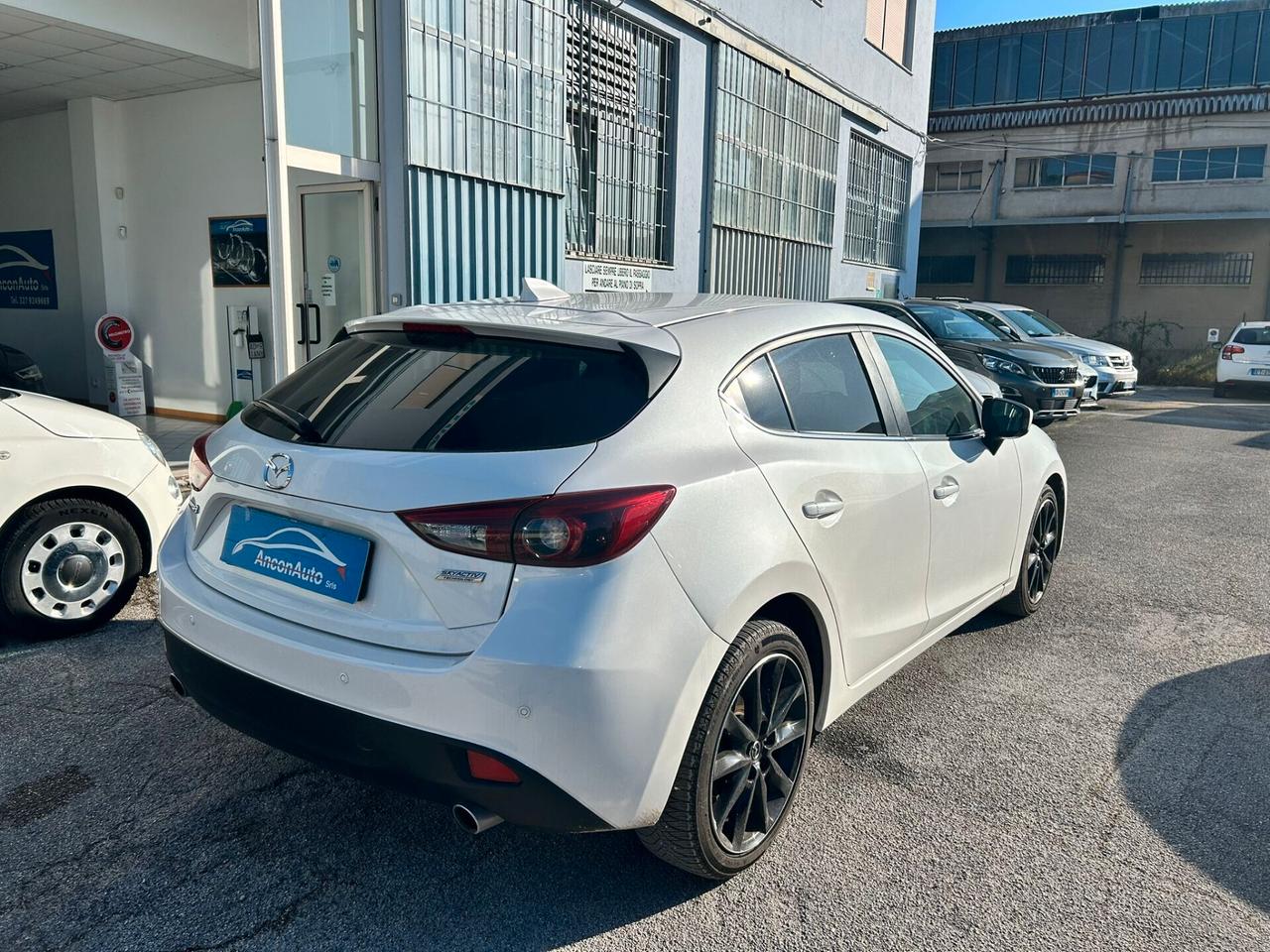 Mazda 3 1.5D X RIVENDITORI 2016