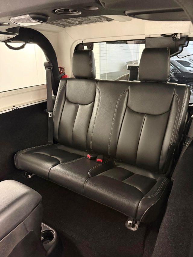 JEEP Wrangler 2.8 CRD DPF Sahara Auto E6