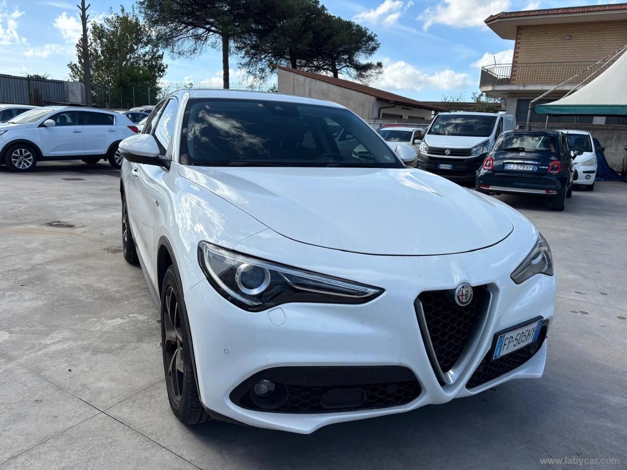 ALFA ROMEO Stelvio 2.2 T.diesel 210 CV AT8 Q4 Exec. X COMMERCIANTI