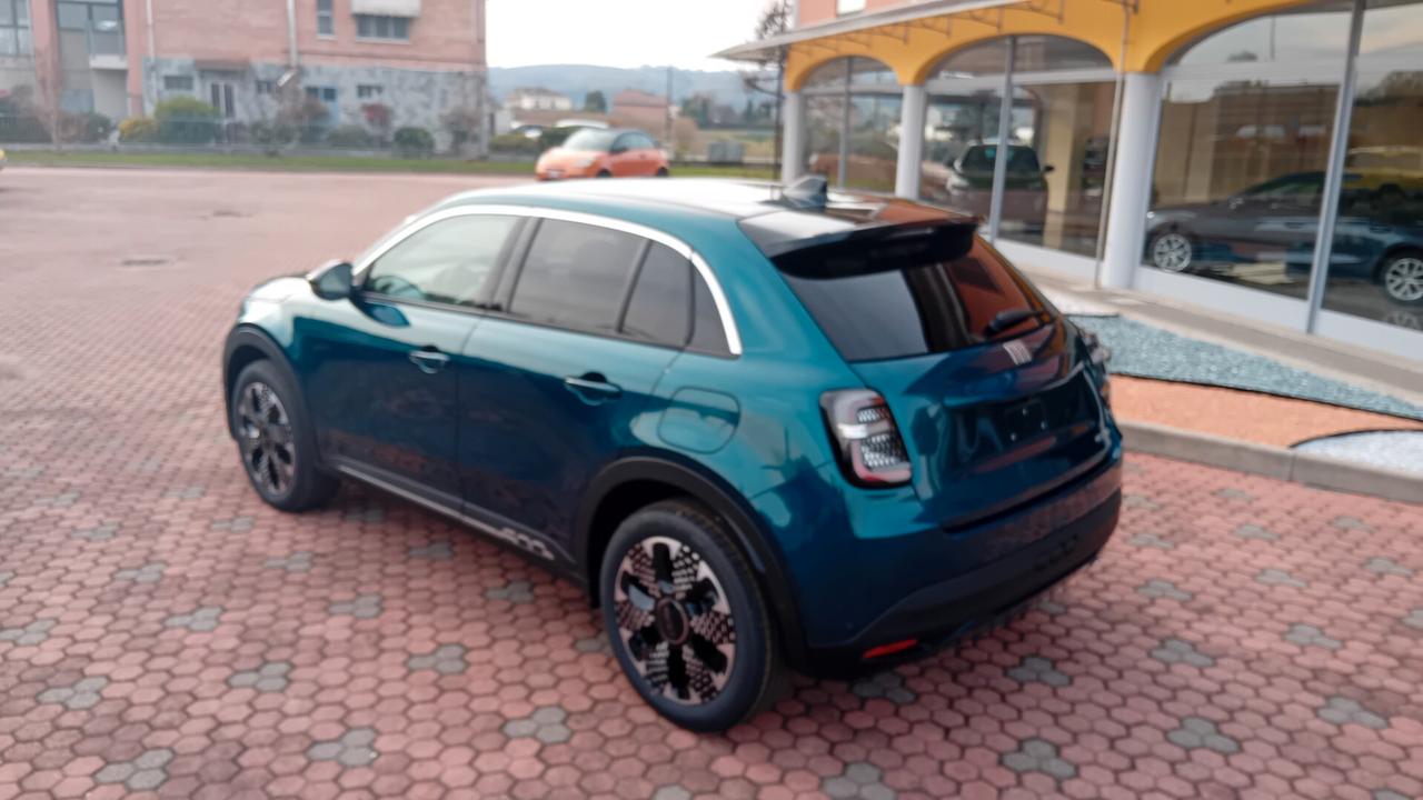 Fiat 600 1.2 Hybrid 145 CV DCT MHEV La Prima * SENZA VINCOLO DI FINANZIAMENTO*