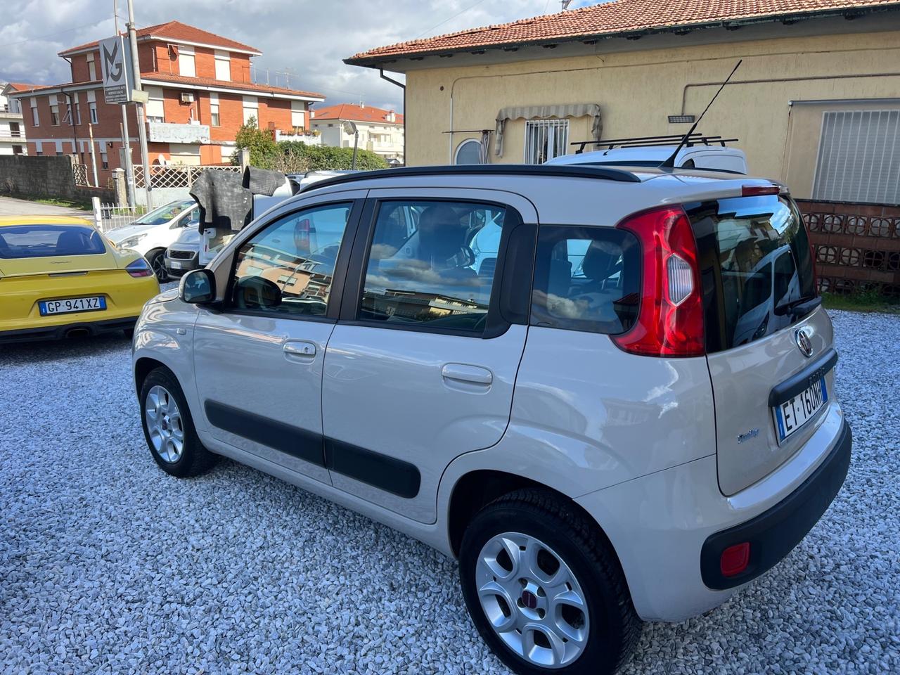 Fiat Panda 0.9 TwinAir Turbo Natural Power Lounge