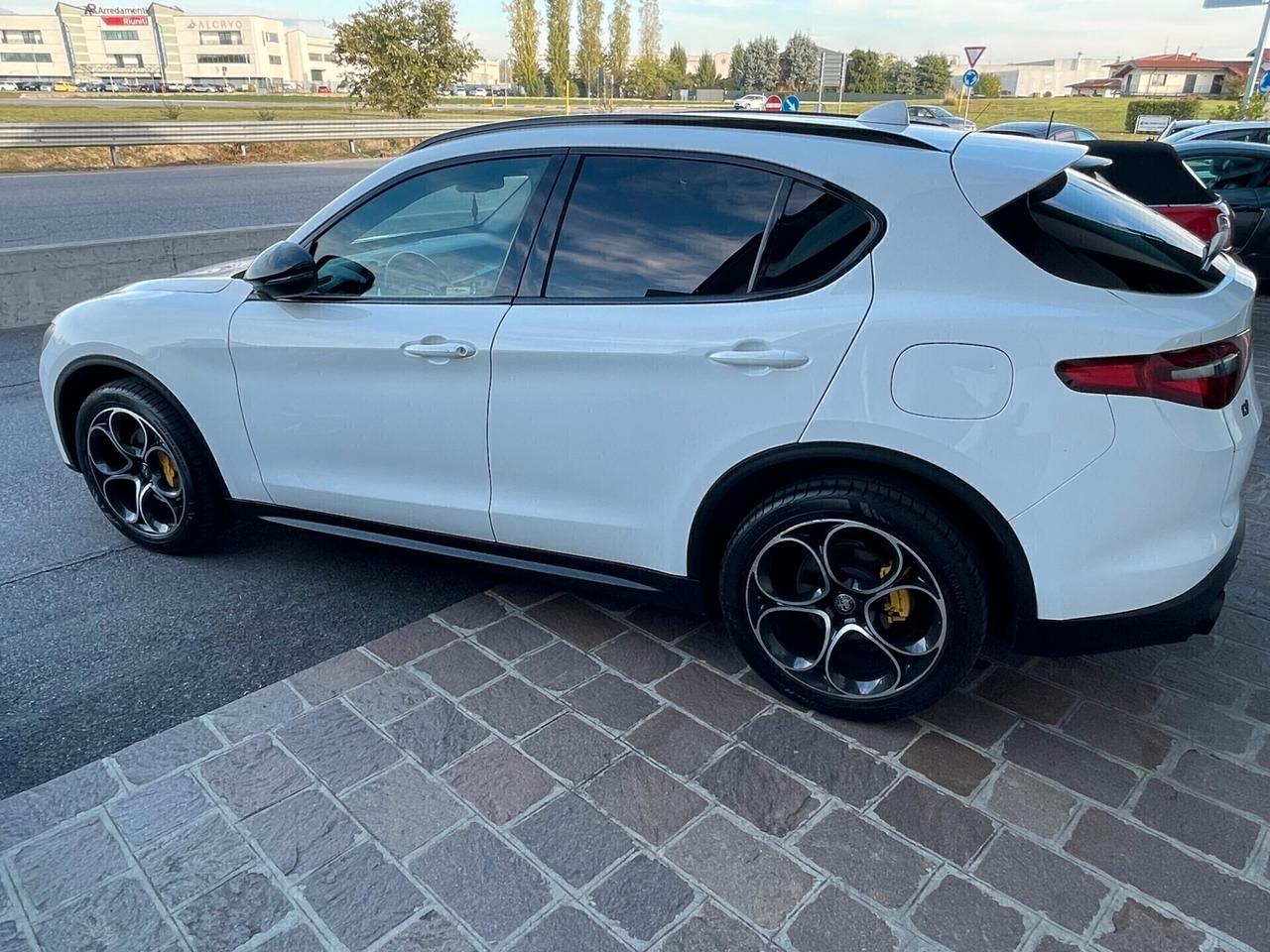 Alfa Romeo Stelvio 2.2 Turbodiesel 210 CV AT8 Q4 Executive