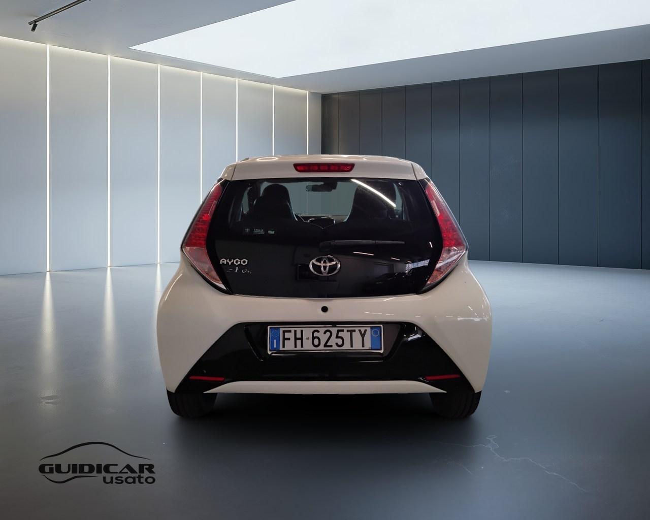 TOYOTA Aygo II 2014 - Aygo 5p 1.0 x-wave my15