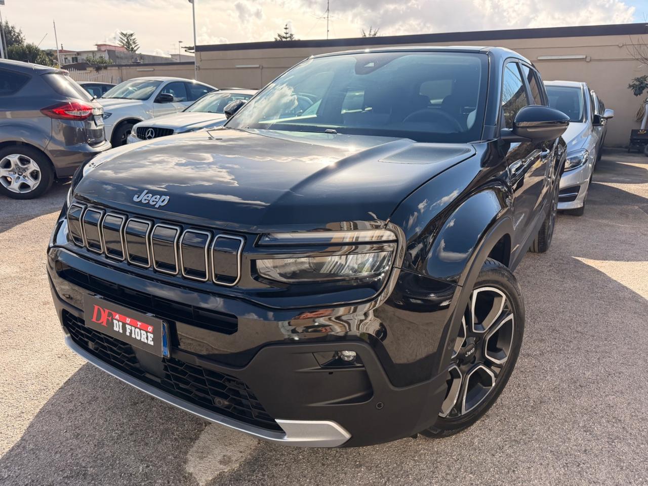 Jeep Avenger 1.2 100 CV Summit TOTAL BLACK