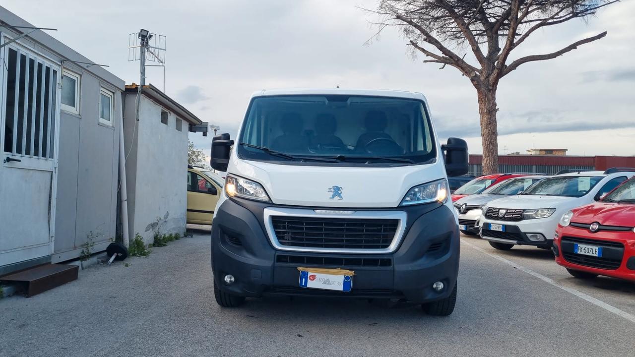 Peugeot Boxer 330 2.2 BlueHDi 140 S&S PC-TN Furgone