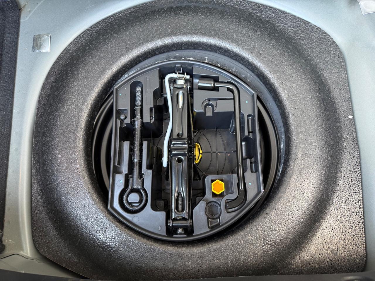 Citroen C3 1.2 BENZINA EXCLUSIVE 2016 NEOPATENTATI