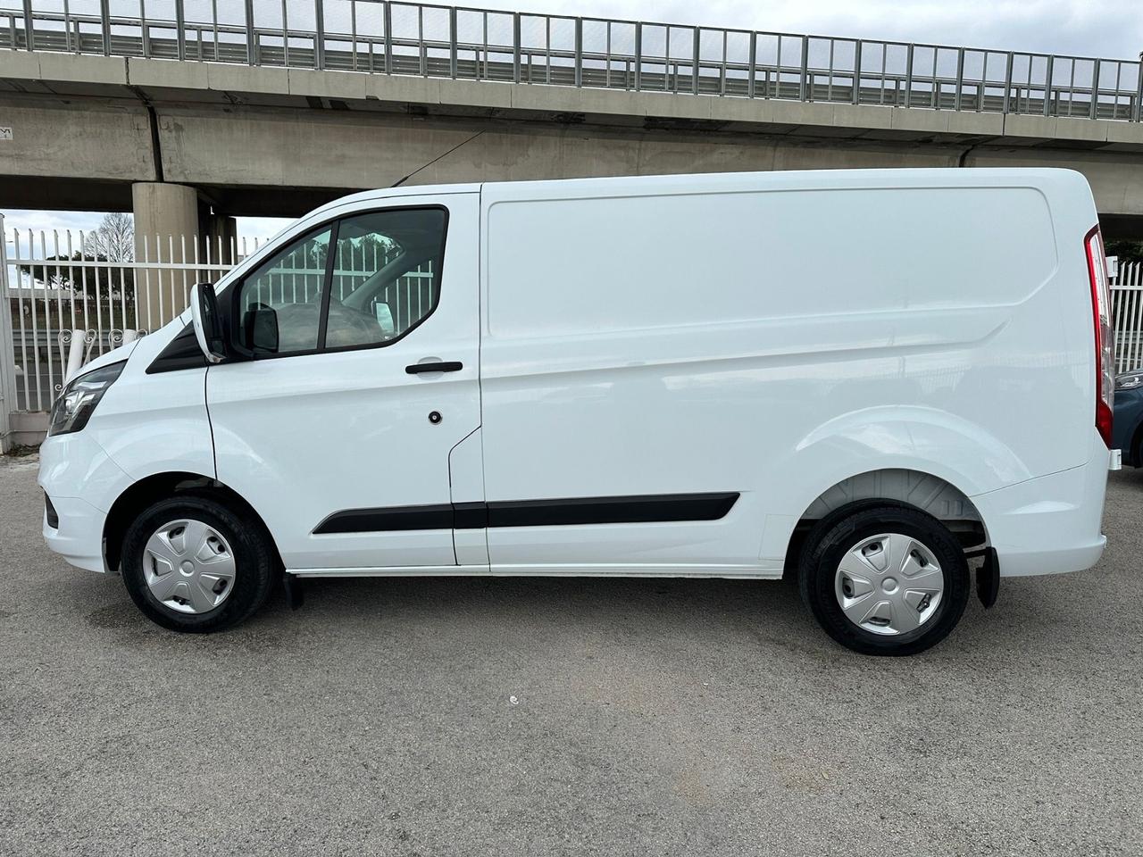 Ford Transit Custom 2022 2.0 Diesel 130 Furgone