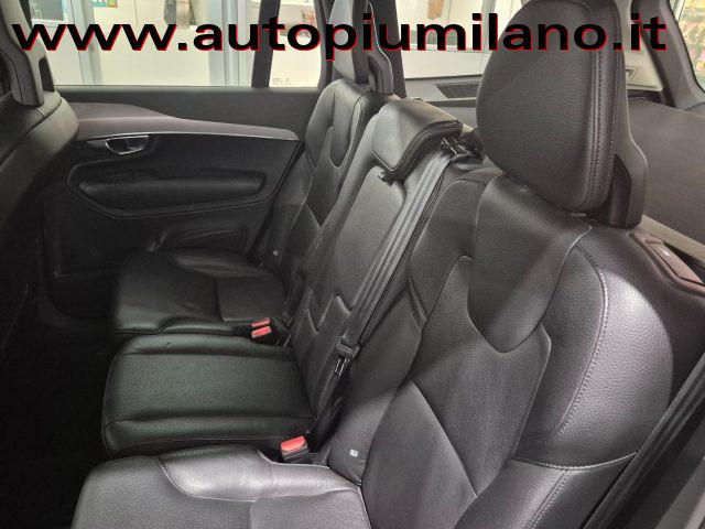 VOLVO XC90 B5 (d) AWD Geartronic Momentum