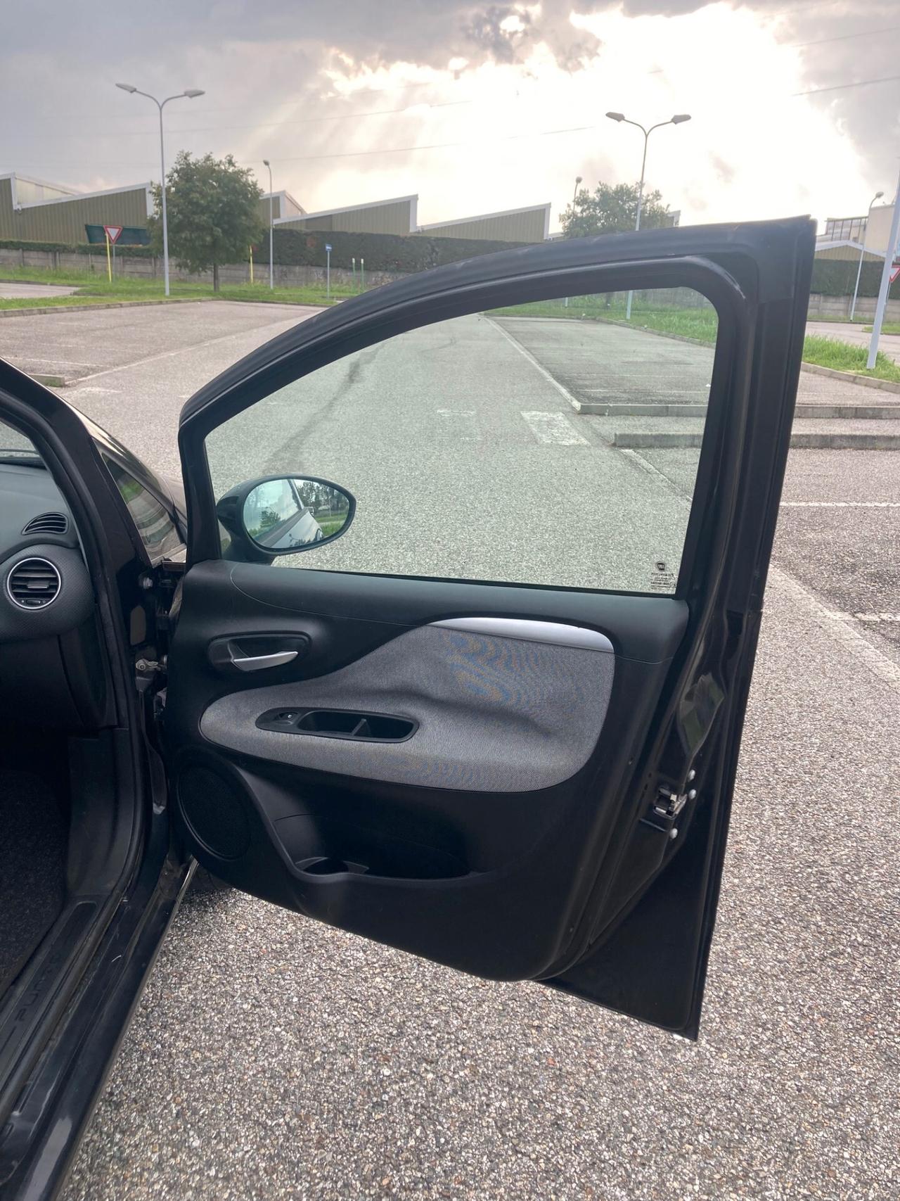 Fiat Grande Punto 1.4 5 porte Active Natural Power