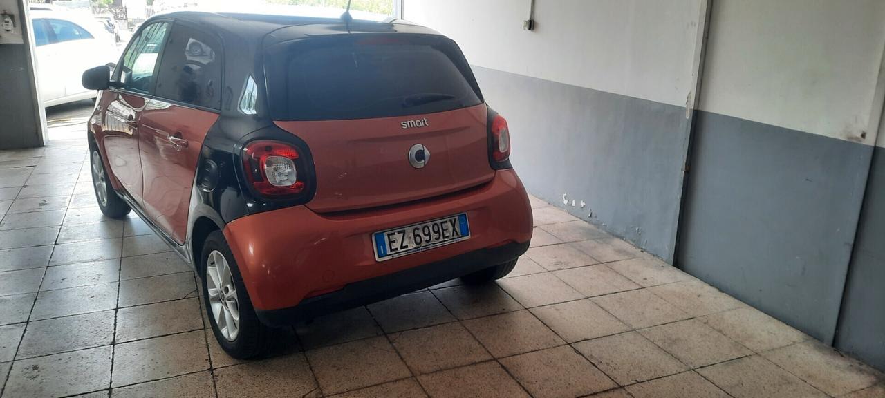 Smart ForFour 70 1.0 Youngster