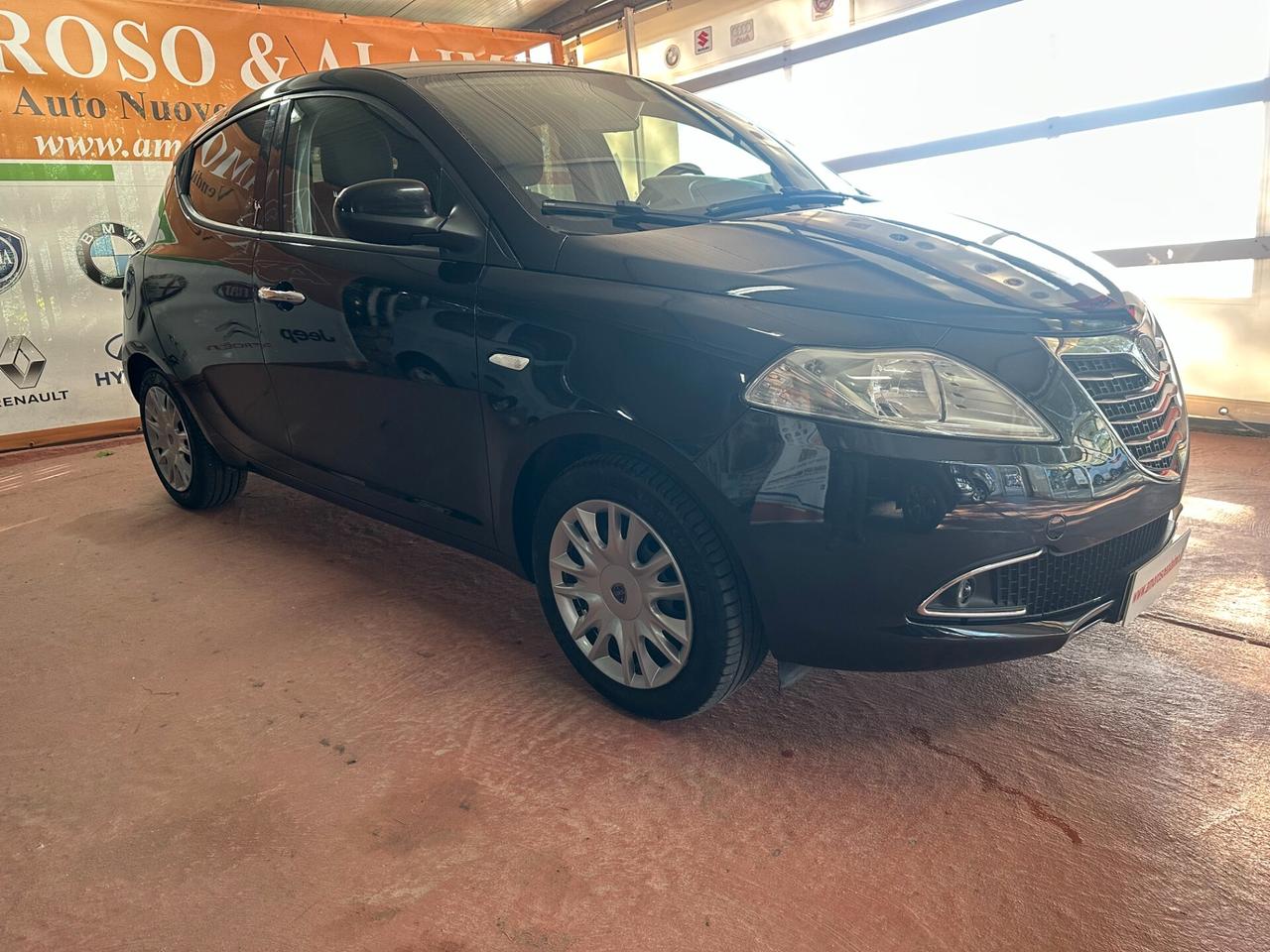 Lancia Ypsilon 1.2 69 CV 5 porte GPL Ecochic Gold